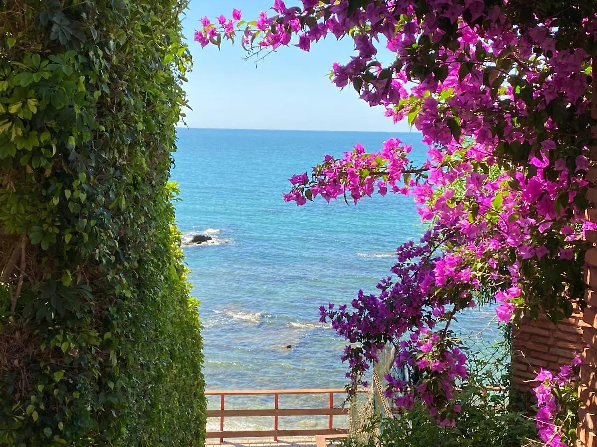 Independent Villa Beach House El Bosque La Cala De Mijas