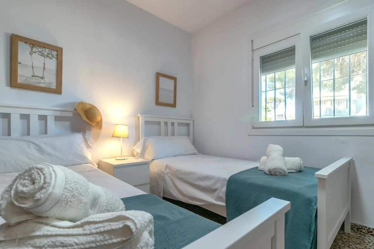 Independent Villa Beach House El Bosque La Cala De Mijas Holiday home