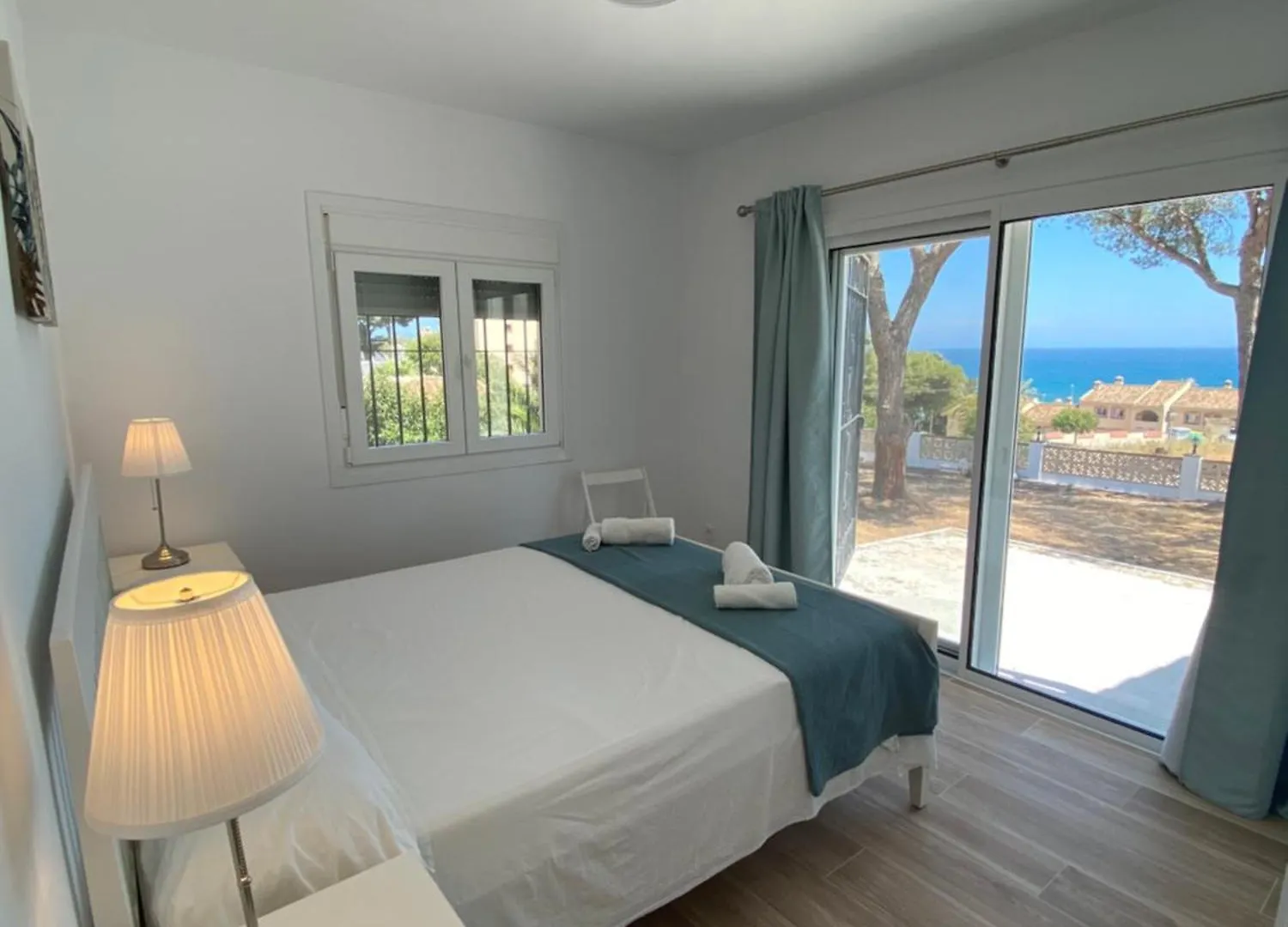 Independent Villa Beach House El Bosque La Cala De Mijas Holiday home