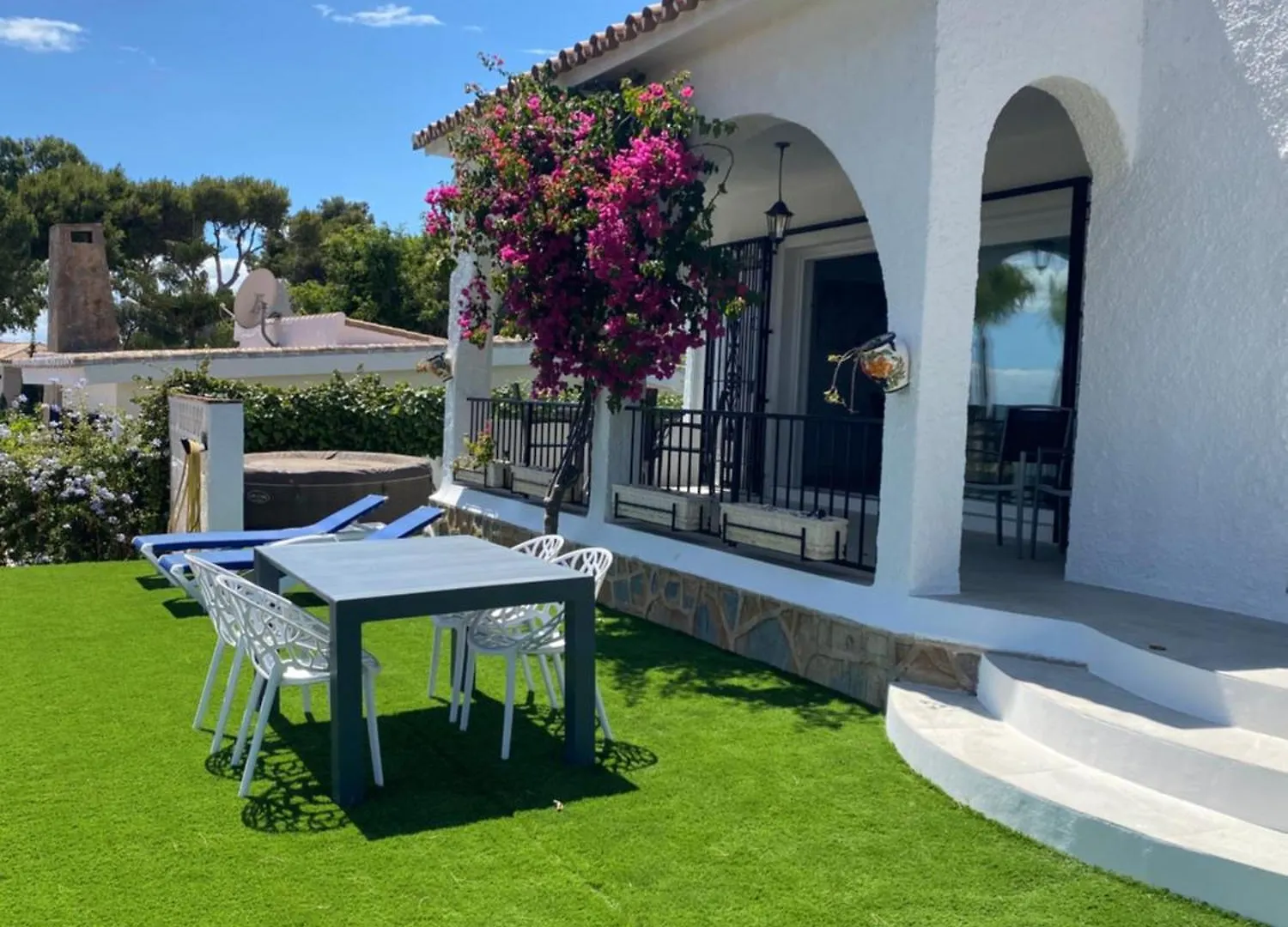 Independent Villa Beach House El Bosque La Cala De Mijas