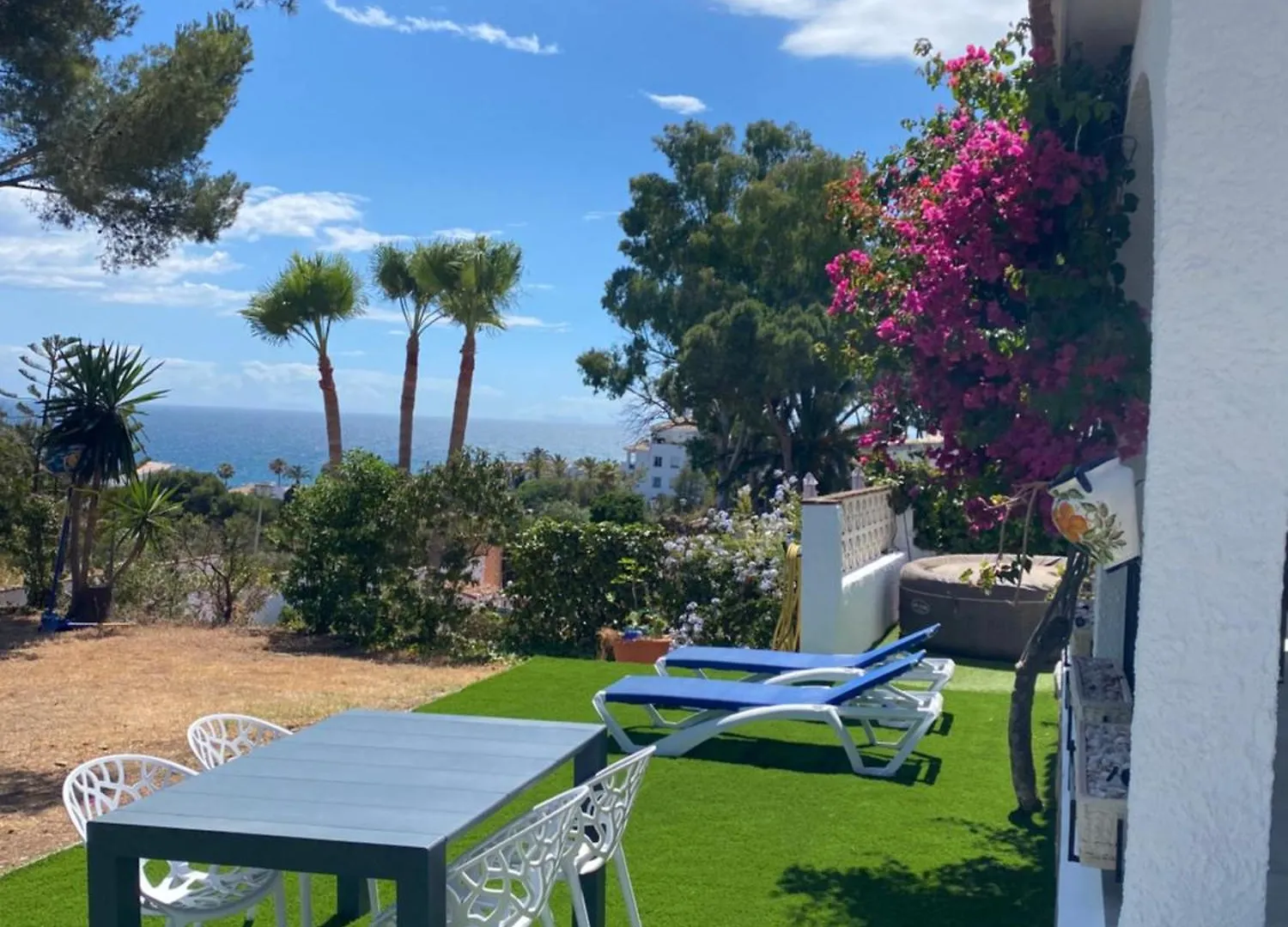 Holiday home Independent Villa Beach House El Bosque La Cala De Mijas