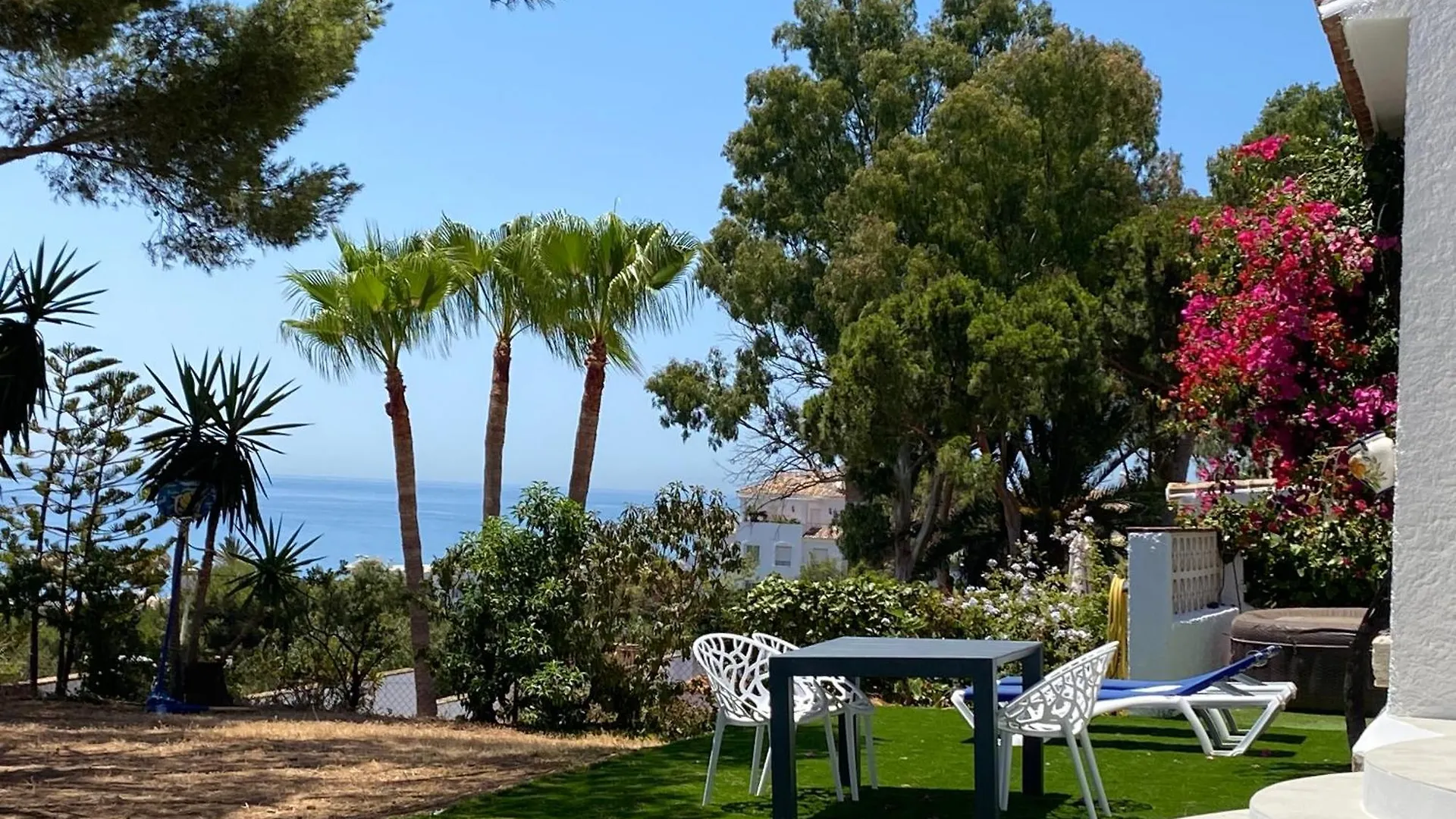 Independent Villa Beach House El Bosque La Cala De Mijas Spain